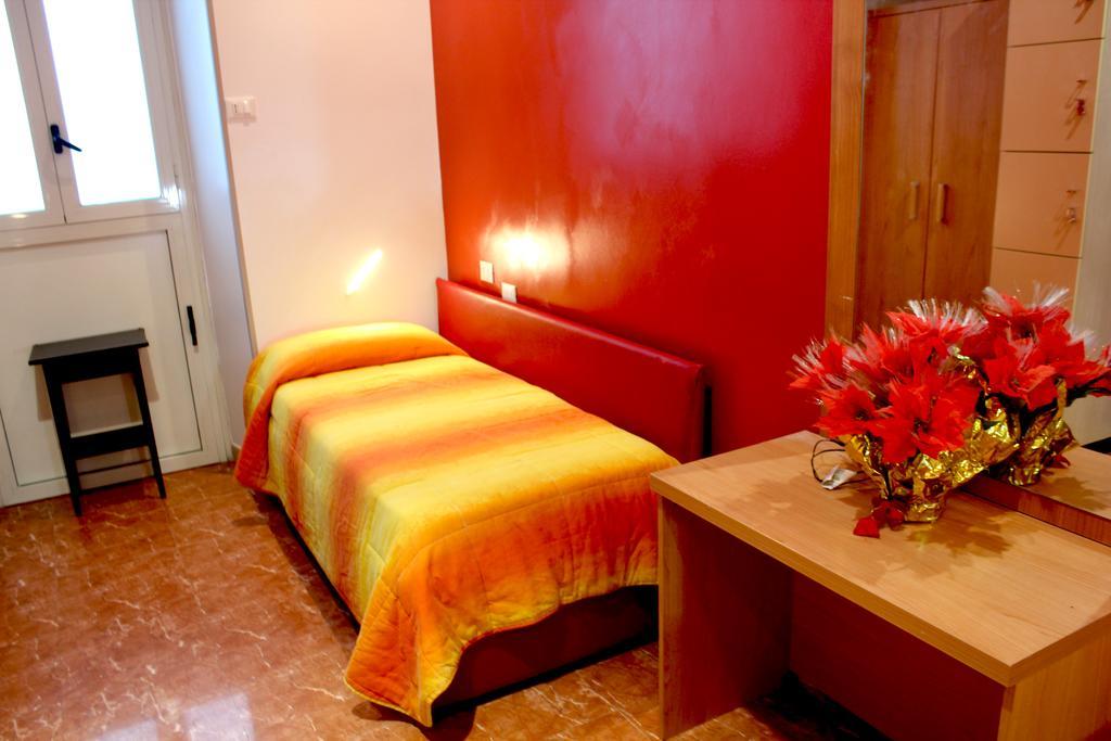 Legends Hostel Rome Exterior photo